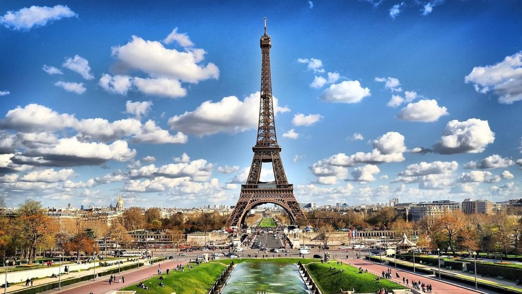 Razpis: Francija – PARIZ